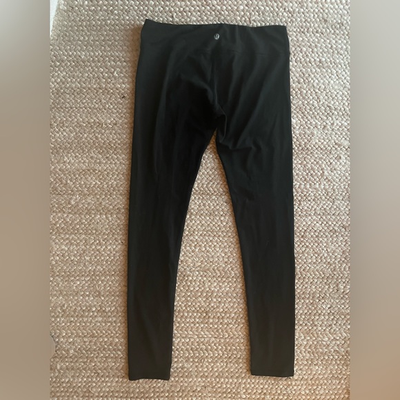 Black Lululemon Leggings - Picture 1 of 3